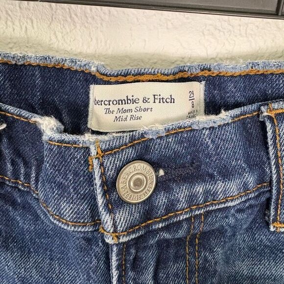 Abercrombie & Fitch Mid Rise Mom Jean Shorts Women's 8 - Picture 5 of 9